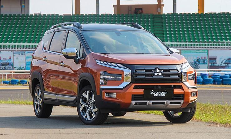 Giá xe Mitsubishi Xpander Cross tháng 4/2025, hỗ trợ 50% phí trước bạ