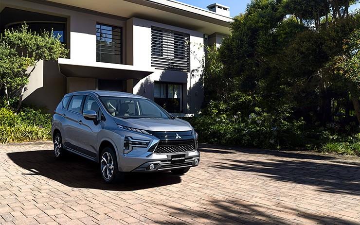 Giá xe Mitsubishi Xpander tháng 8/2025, ưu đãi 50% phí trước bạ và quà tặng